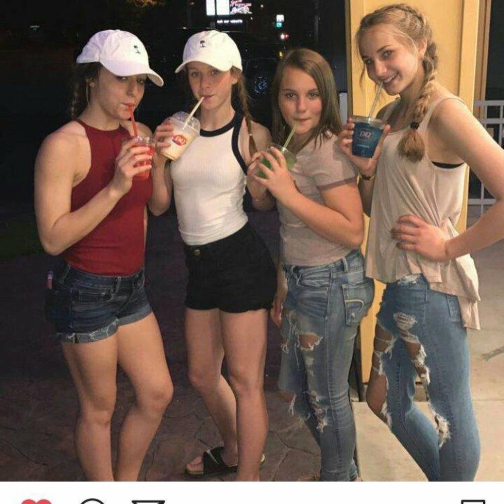 Meet your Posher, Alexis